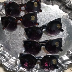 Sunglasses 2 pairs for $9